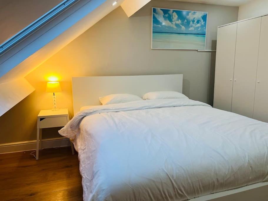 Peaceful Home Close To Airport With Parking Steenokkerzeel Exterior photo